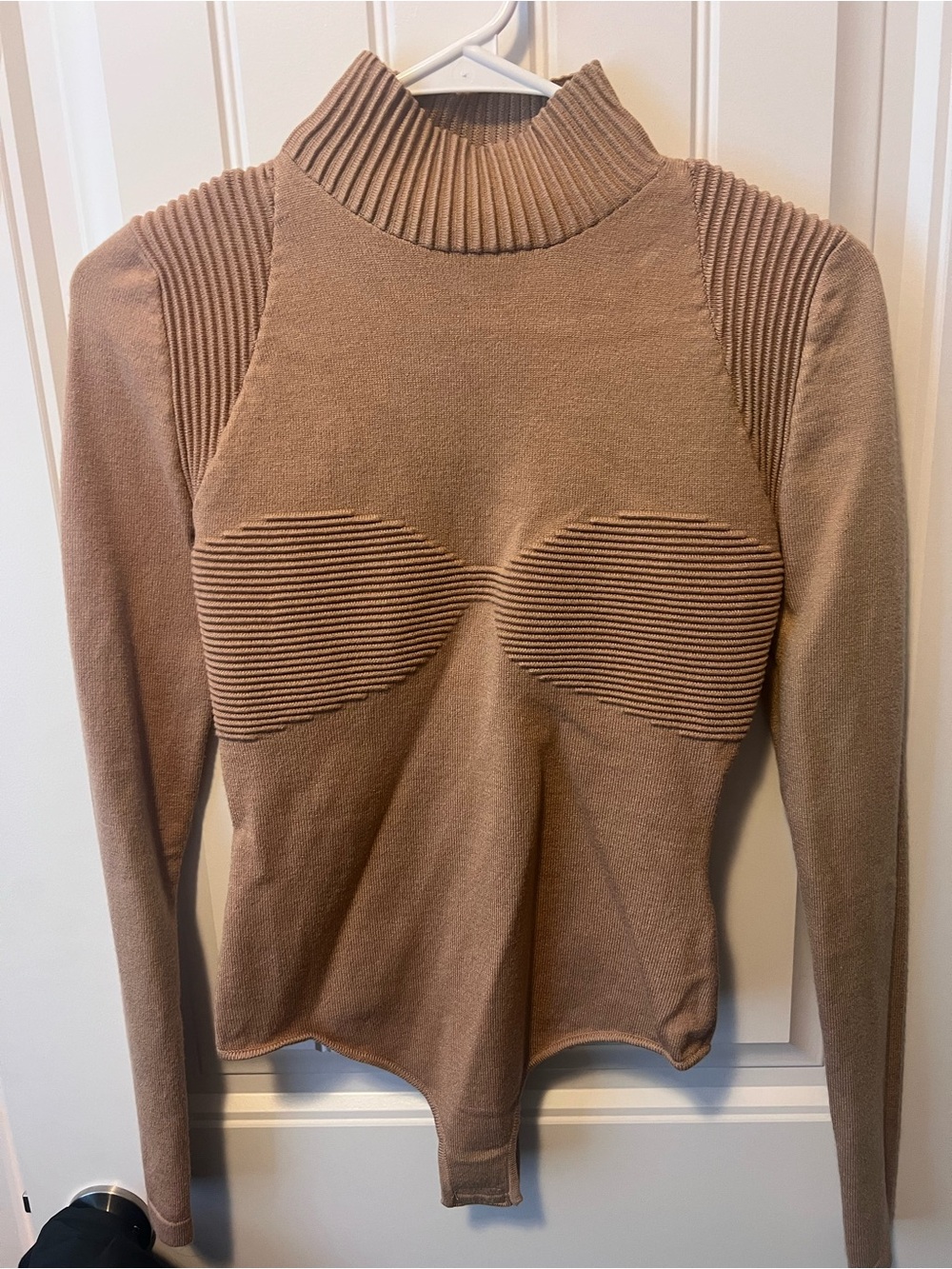 JLUXLABEL Ribbed Mock Neck Bodysuit in Camel Brown